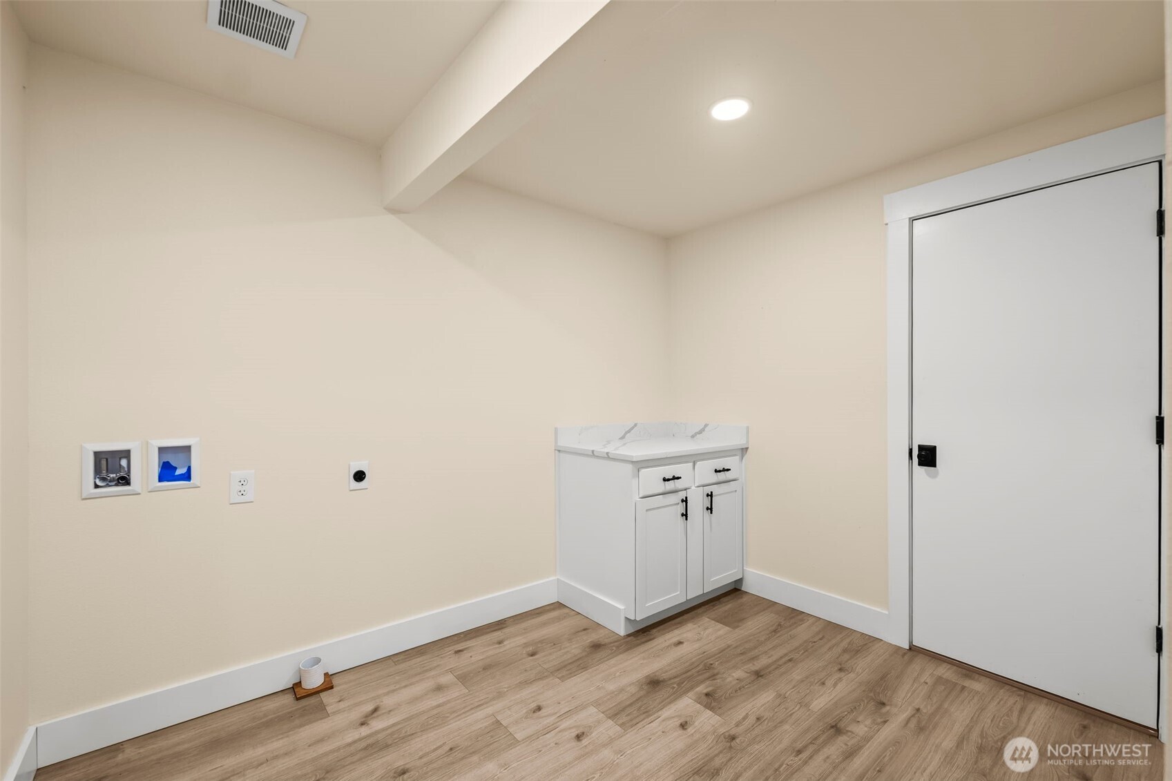 1037 9th Avenue , Fox Island, WA 98333