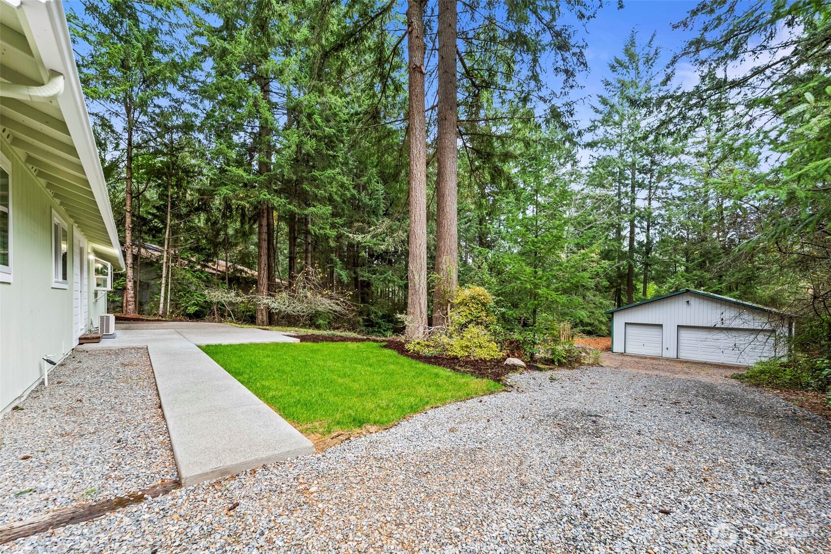 1037 9th Avenue , Fox Island, WA 98333