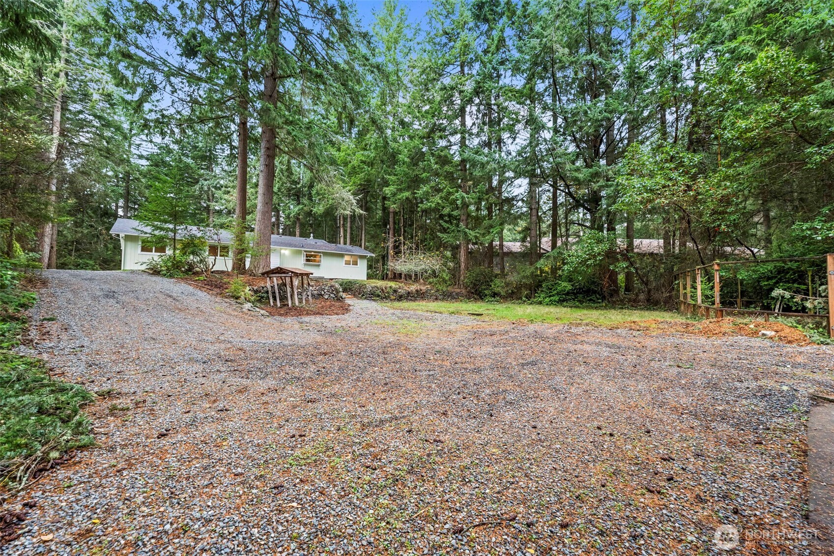 1037 9th Avenue , Fox Island, WA 98333