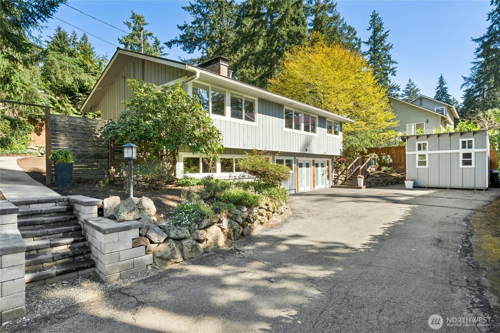 3016 106th Avenue SE, Bellevue, WA 98004