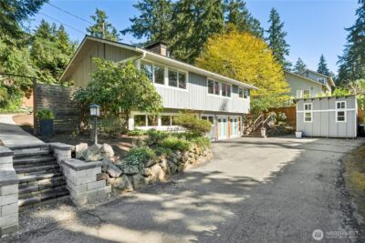 3016 106th Avenue SE, Bellevue, WA 98004 - Photo 2