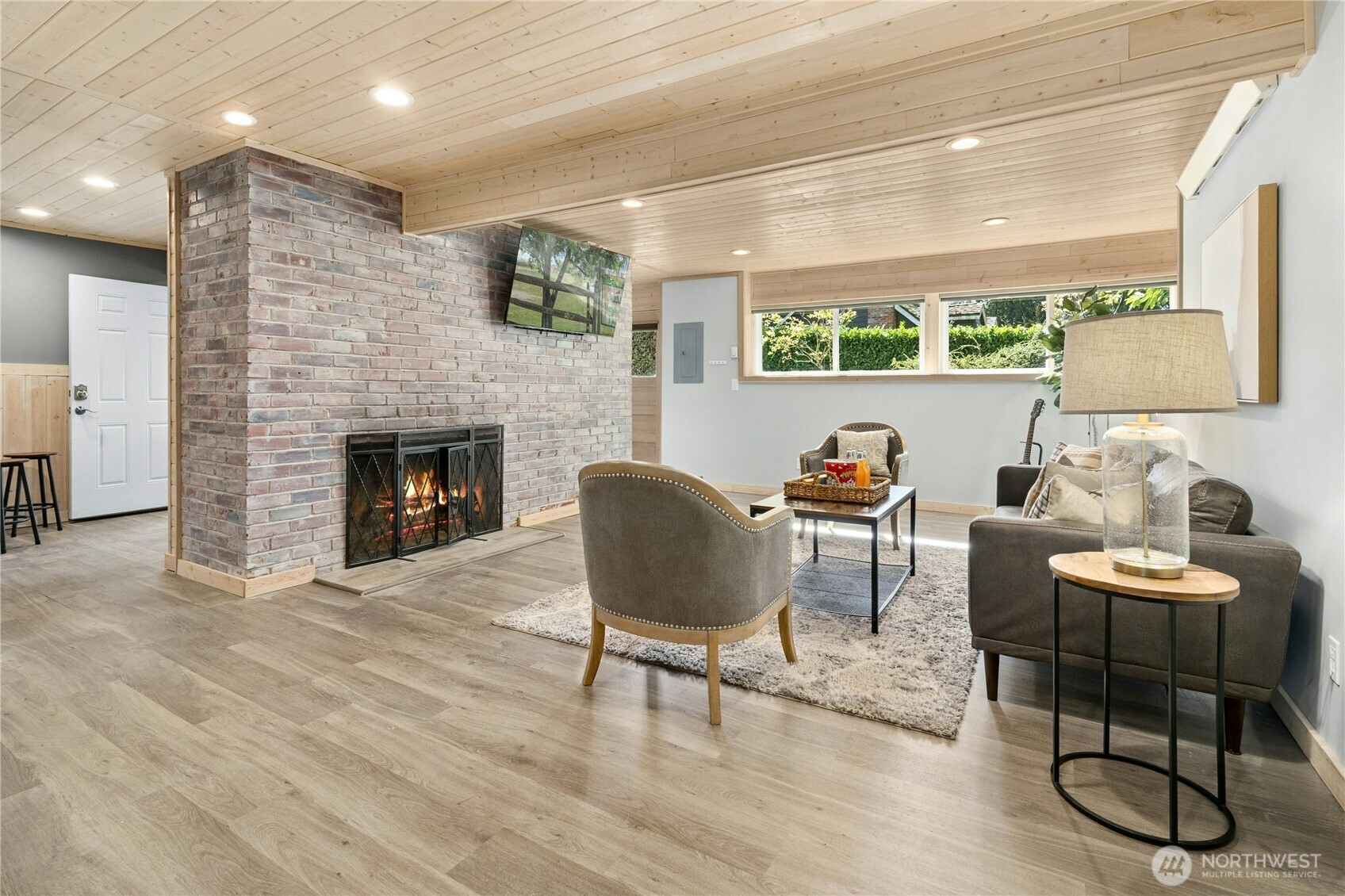 3016 106th Avenue SE, Bellevue, WA 98004