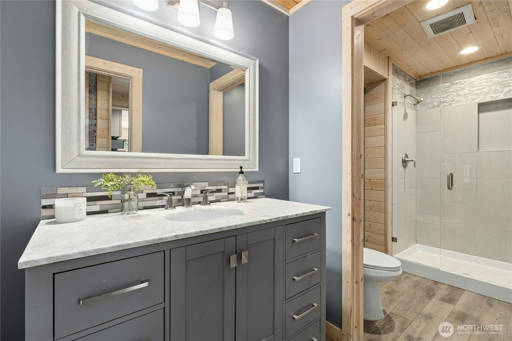 3016 106th Avenue SE, Bellevue, WA 98004