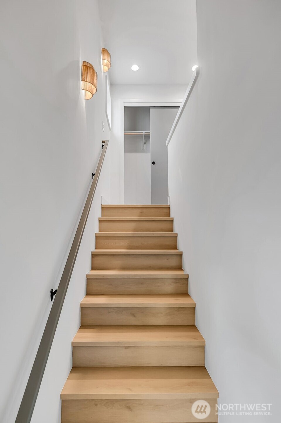 4405 S Holly Street , Seattle, WA 98118