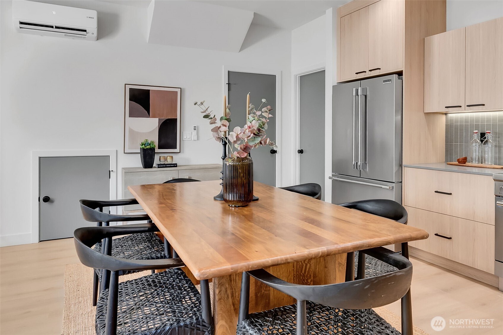 4405 S Holly Street , Seattle, WA 98118