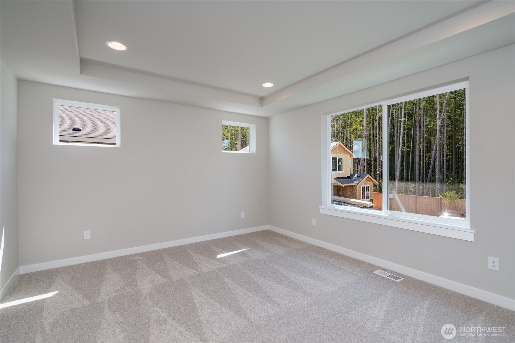 2430 SW Ridgeway Drive , Oak Harbor, WA 98277