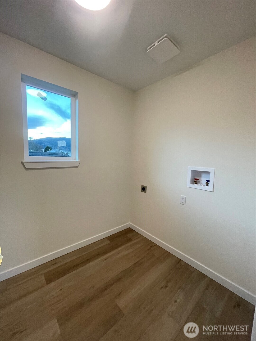 629 Duryea Street #A, Raymond, WA 98577