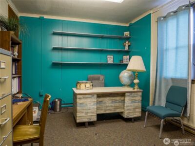 1300 Foster Avenue , Bridgeport, WA 98813 - Photo 6
