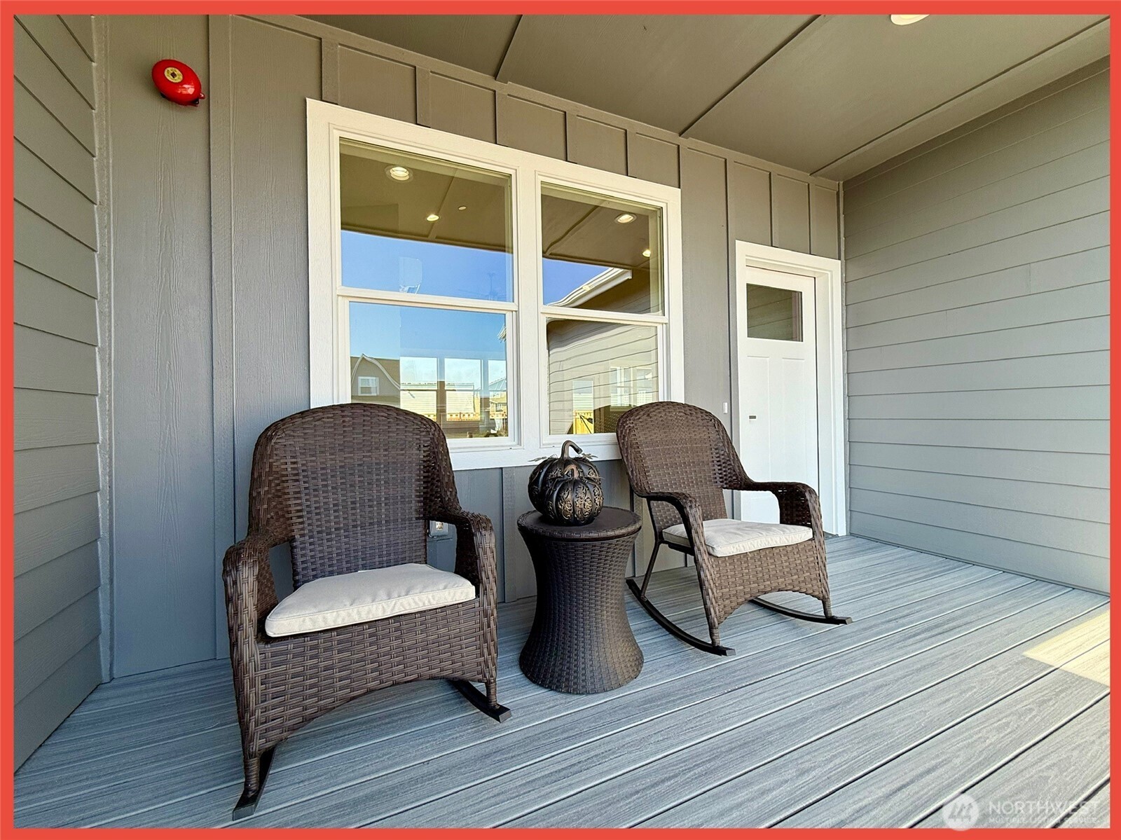 992 Alida Court SE, Ocean Shores, WA 98569