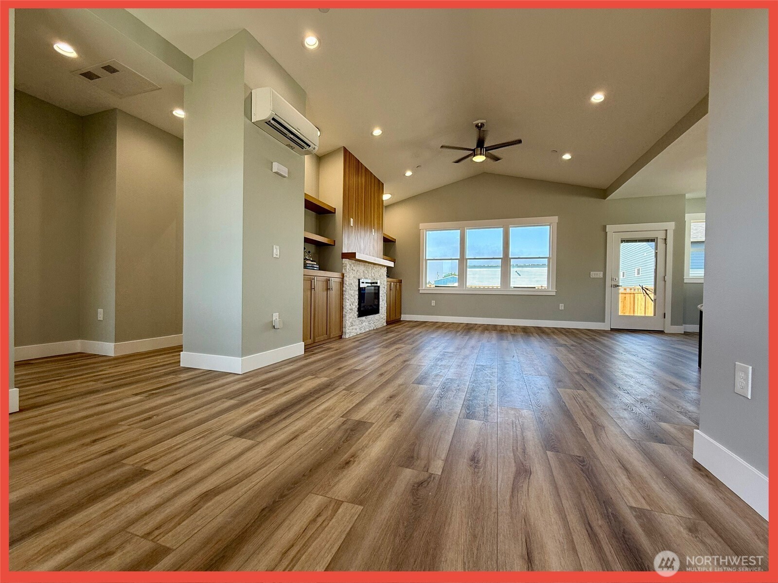 992 Alida Court SE, Ocean Shores, WA 98569