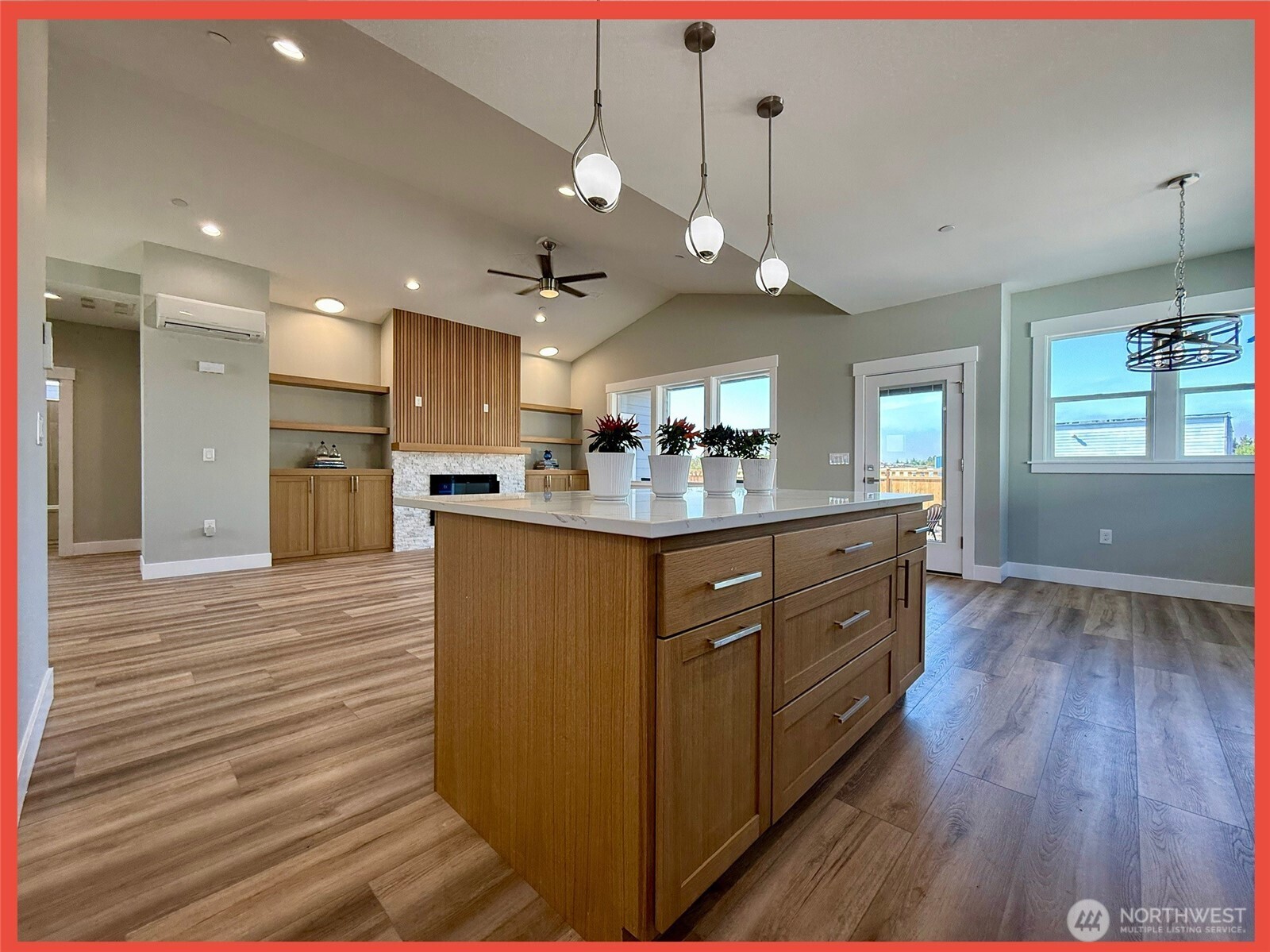 992 Alida Court SE, Ocean Shores, WA 98569