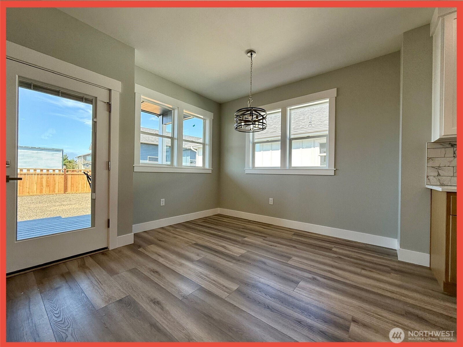 992 Alida Court SE, Ocean Shores, WA 98569