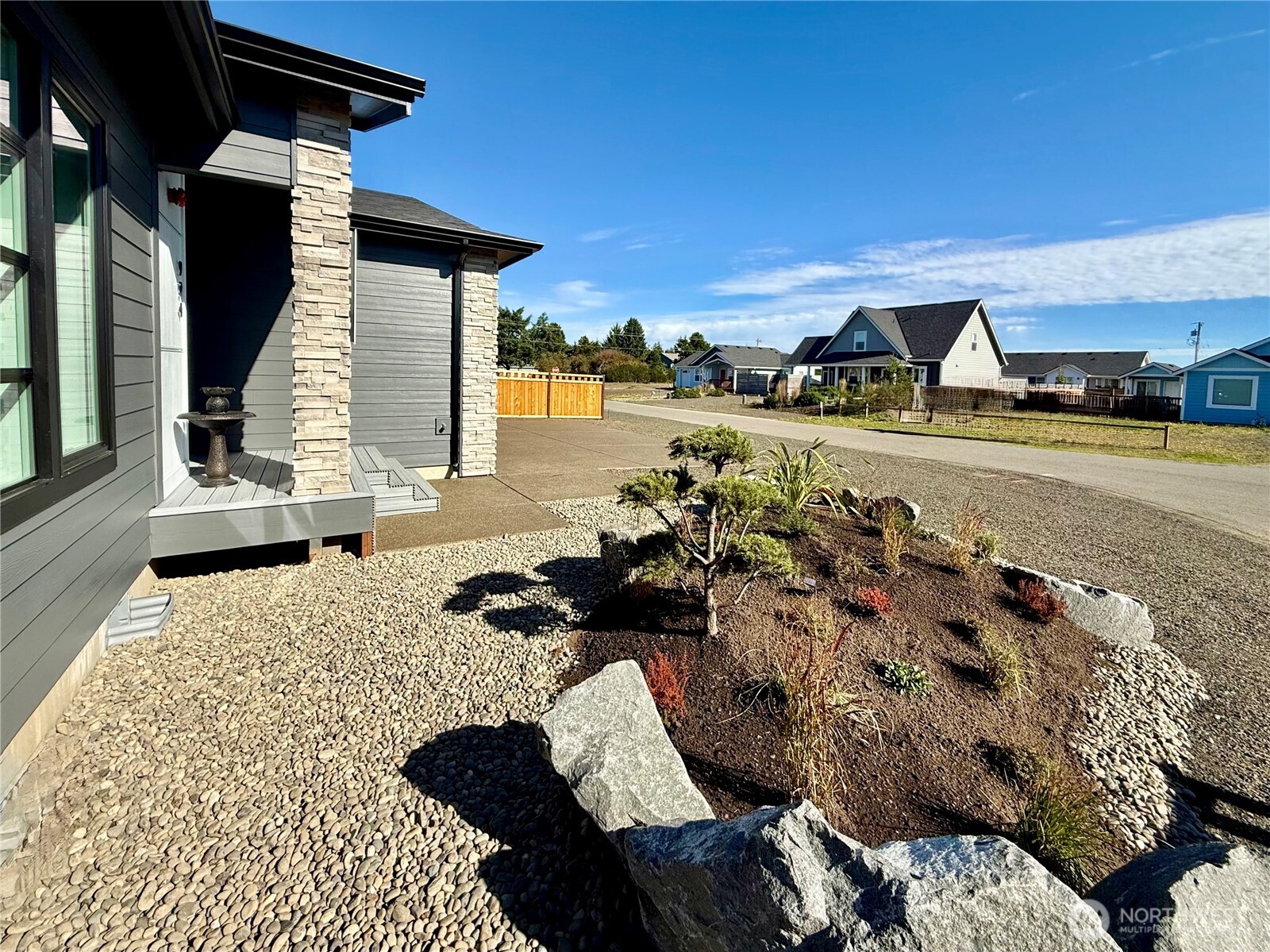 994 Alida Court SE, Ocean Shores, WA 98569