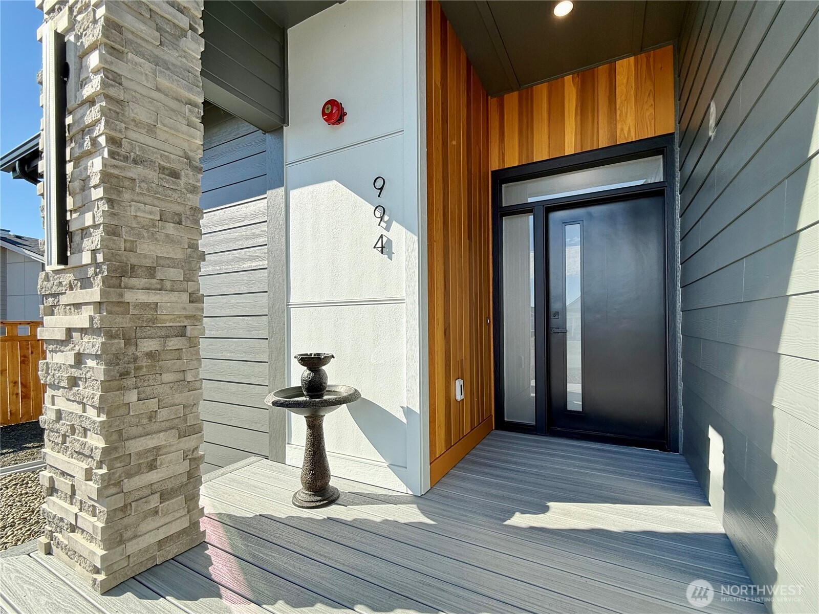 994 Alida Court SE, Ocean Shores, WA 98569