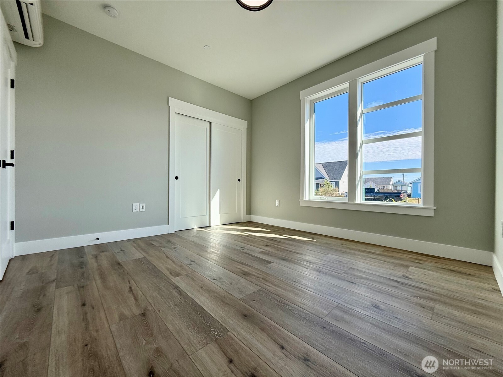 994 Alida Court SE, Ocean Shores, WA 98569