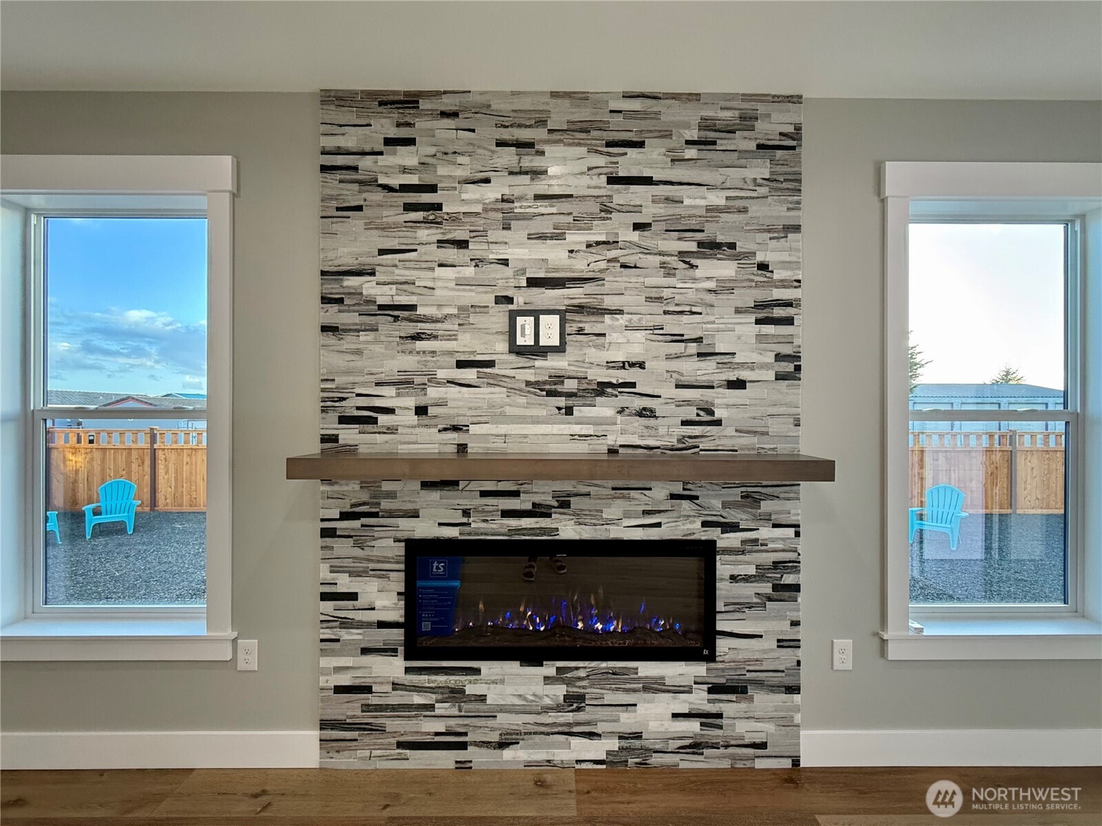 998 Alida Court SE, Ocean Shores, WA 98569