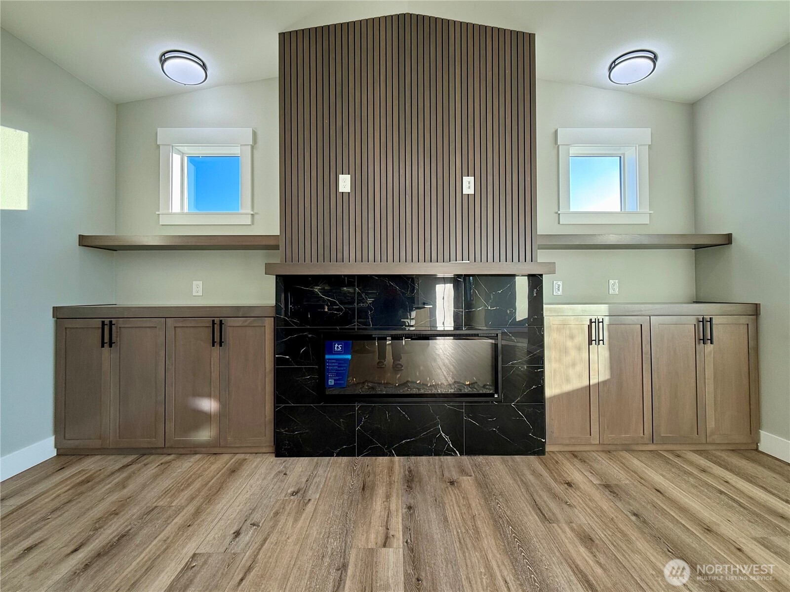 996 Alida Court SE, Ocean Shores, WA 98569