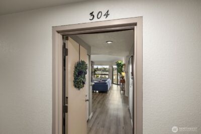 10601 Bagley Avenue N #304, Seattle, WA 98133 - Photo 24