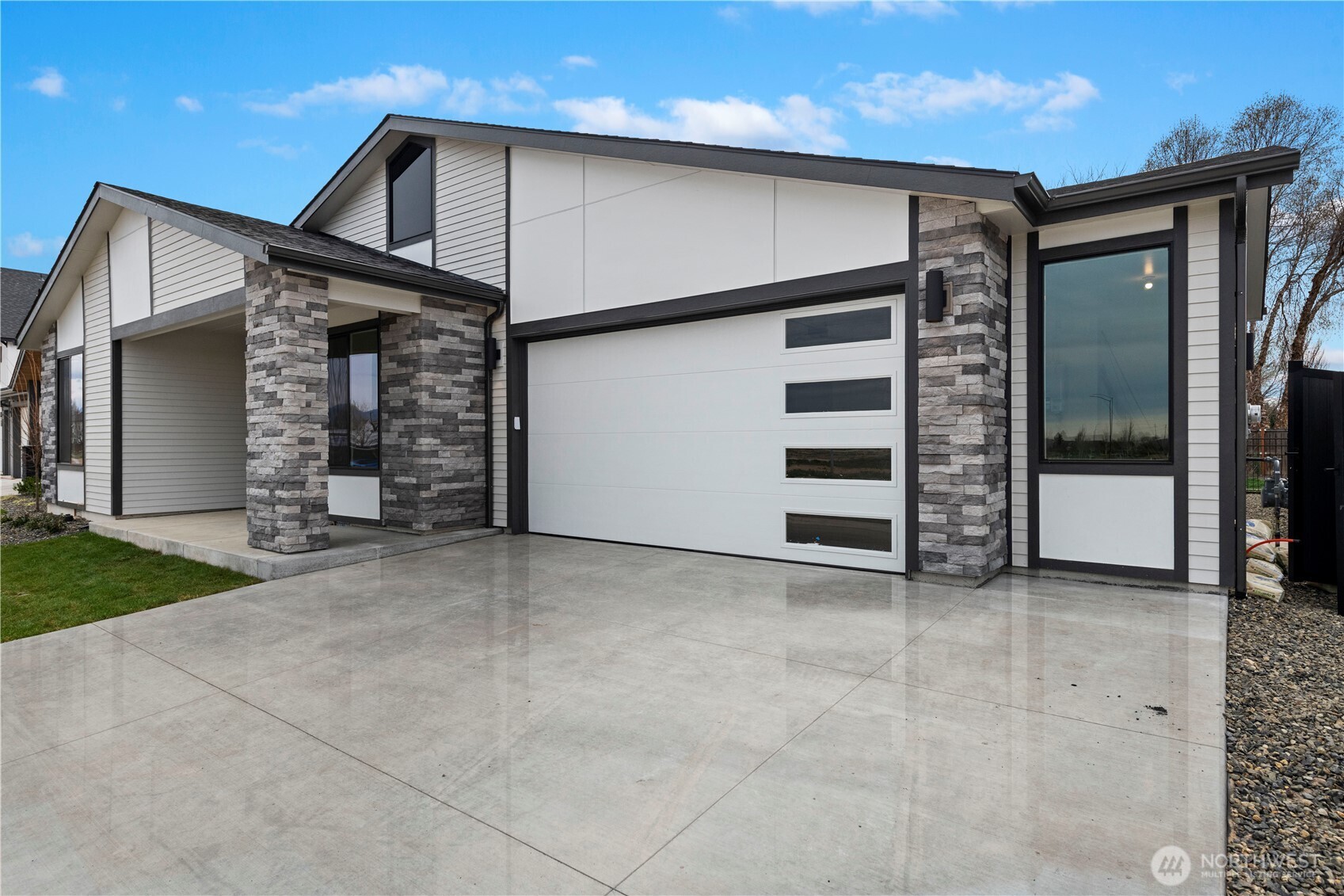 728 Blaine Street , Steilacoom, WA 98388