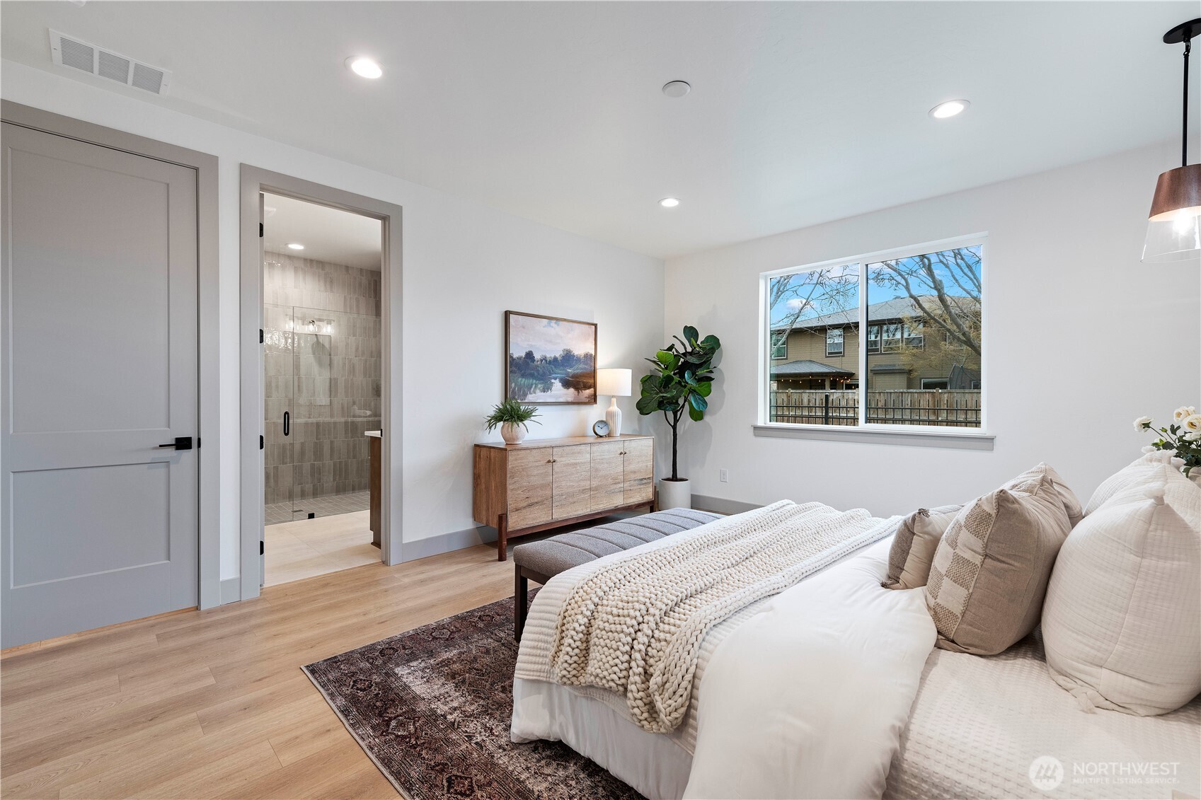 728 Blaine Street , Steilacoom, WA 98388