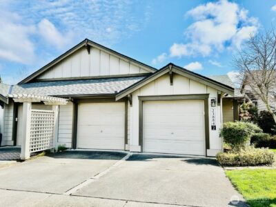 23884 NE 112th Circle #2, Redmond, WA 98053