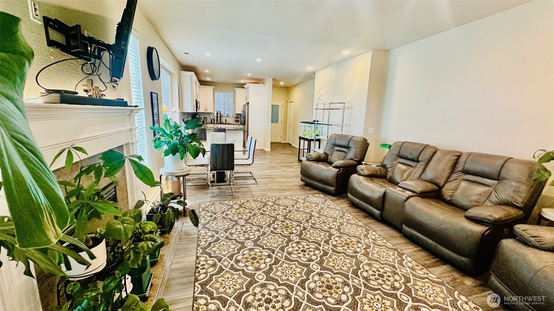 23884 NE 112th Circle #2, Redmond, WA 98053