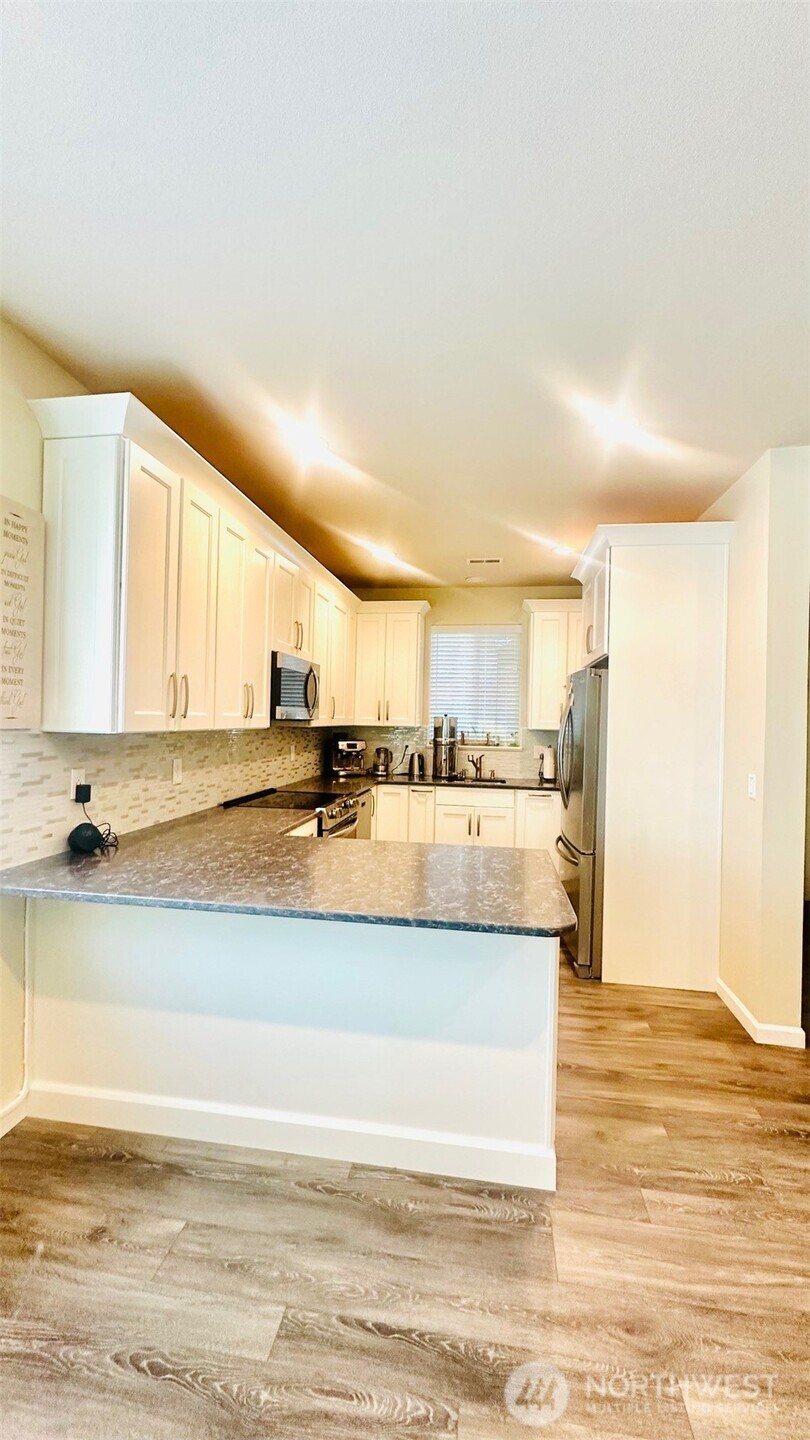 23884 NE 112th Circle #2, Redmond, WA 98053