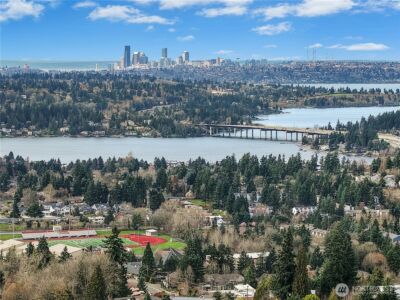 4440 137th Avenue SE, Bellevue, WA 98006