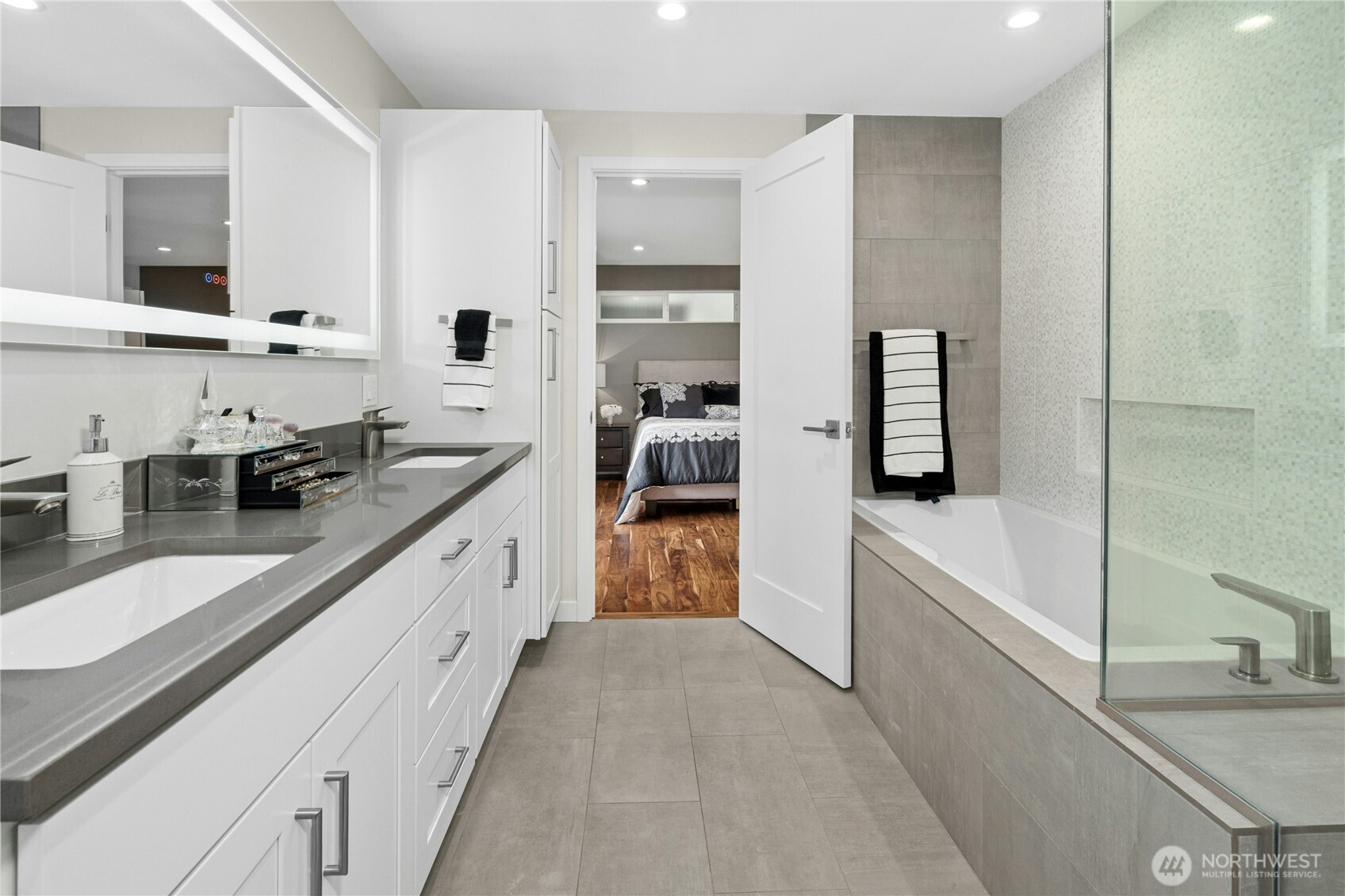 4440 137th Avenue SE, Bellevue, WA 98006