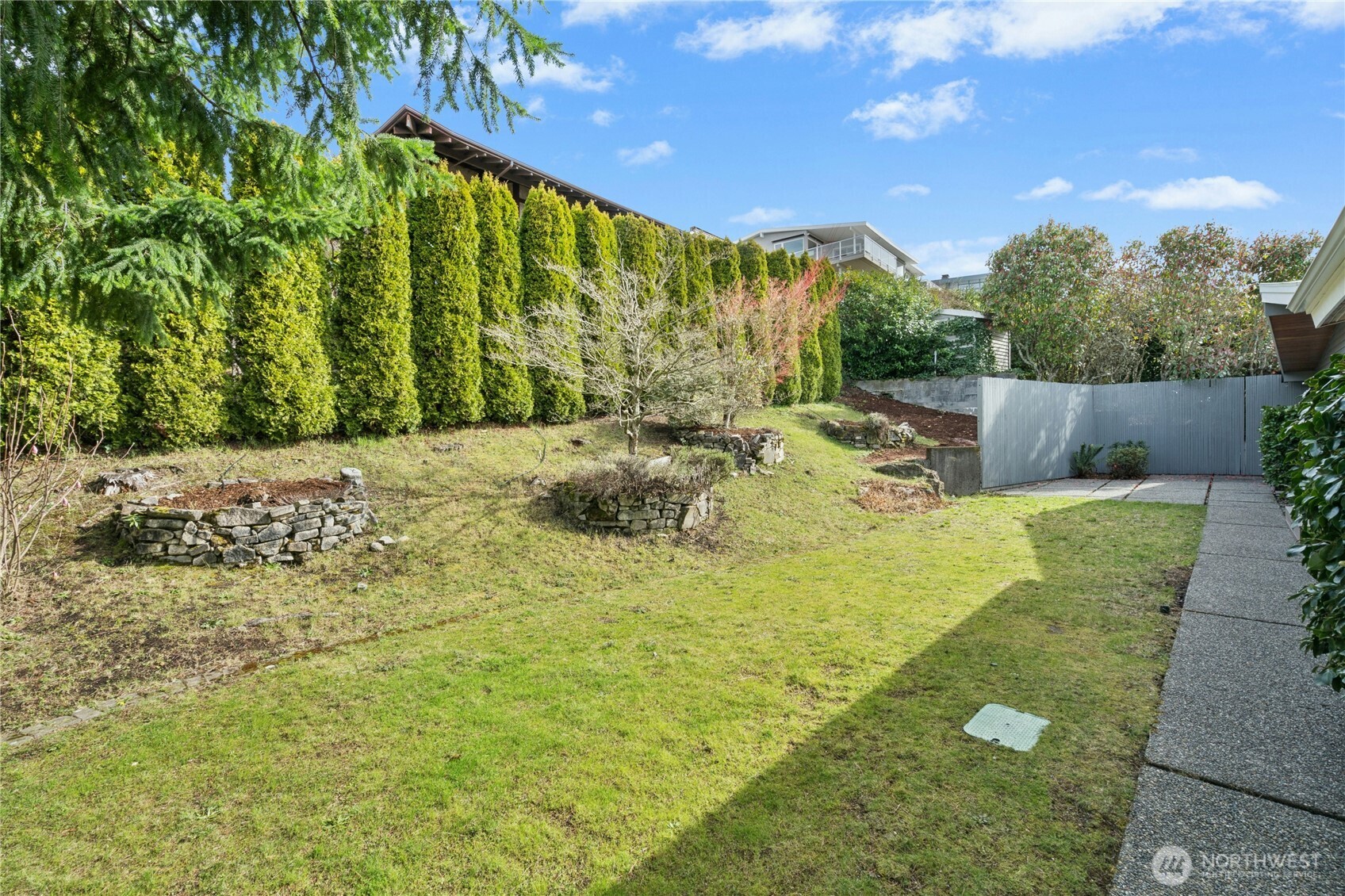 4440 137th Avenue SE, Bellevue, WA 98006