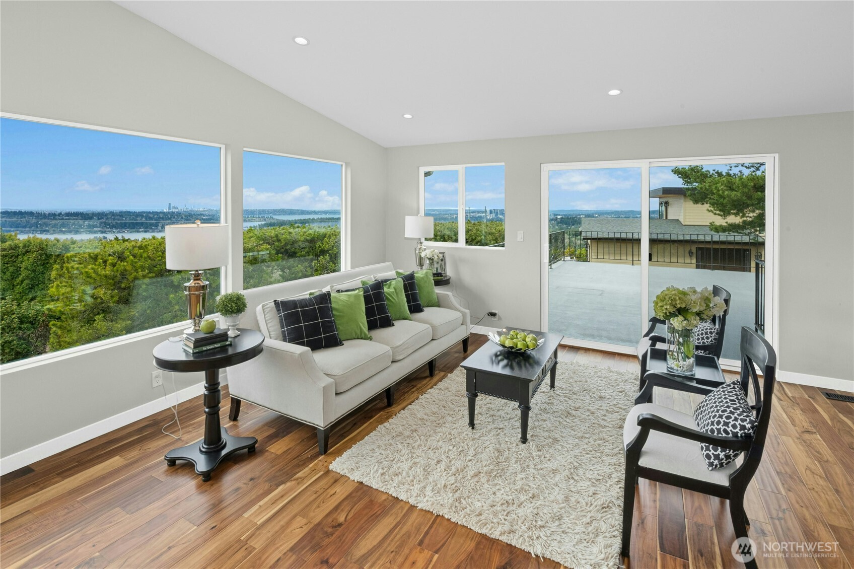 4440 137th Avenue SE, Bellevue, WA 98006