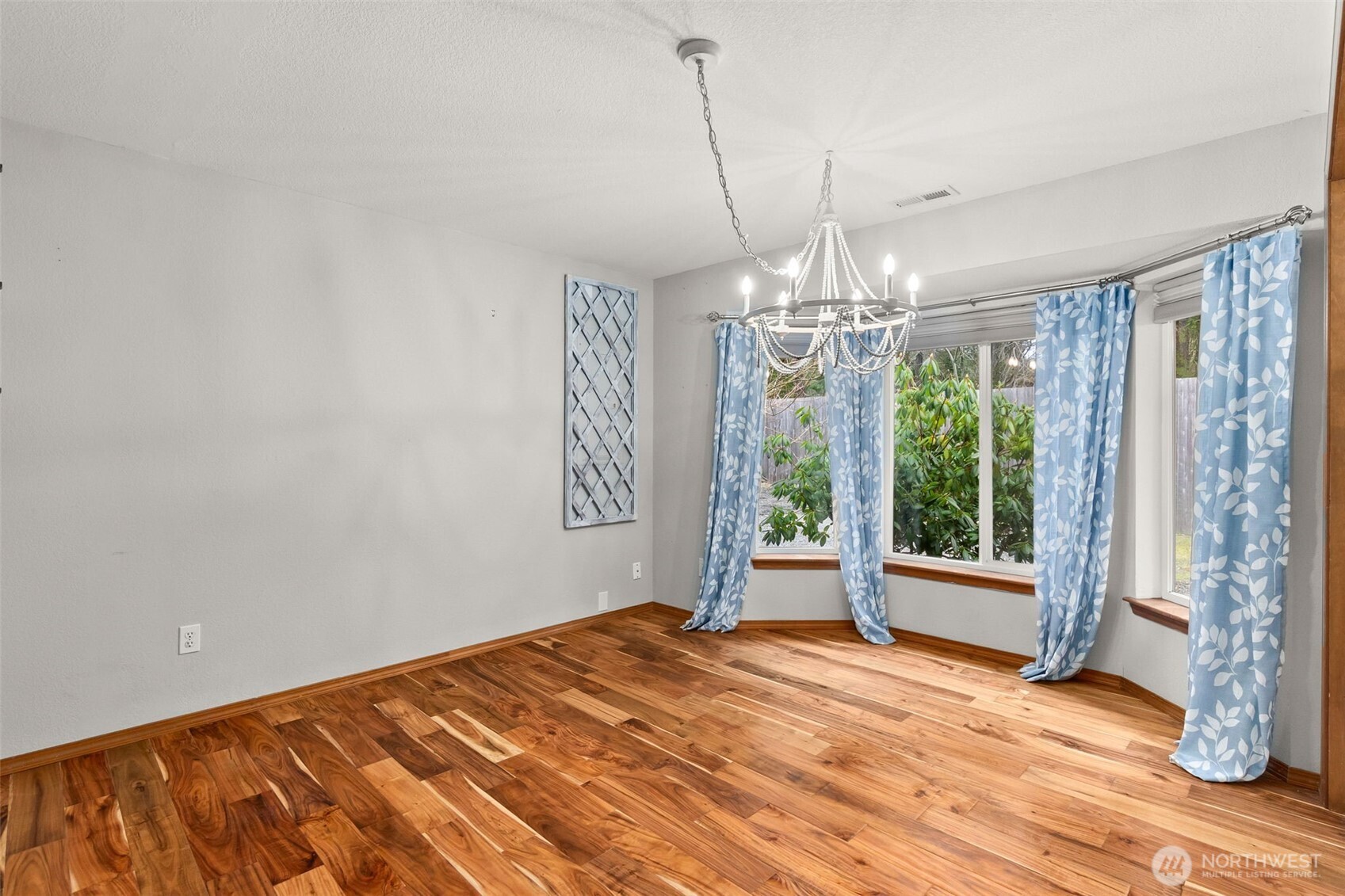 2832 Fishtrap Loop NE, Olympia, WA 98506