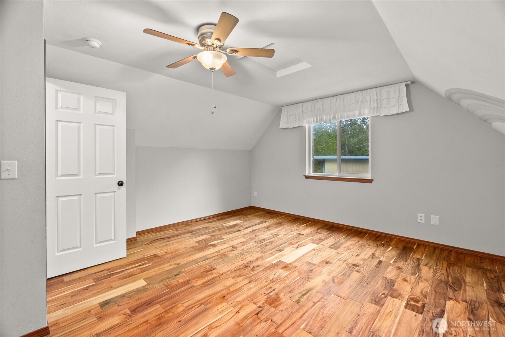 2832 Fishtrap Loop NE, Olympia, WA 98506