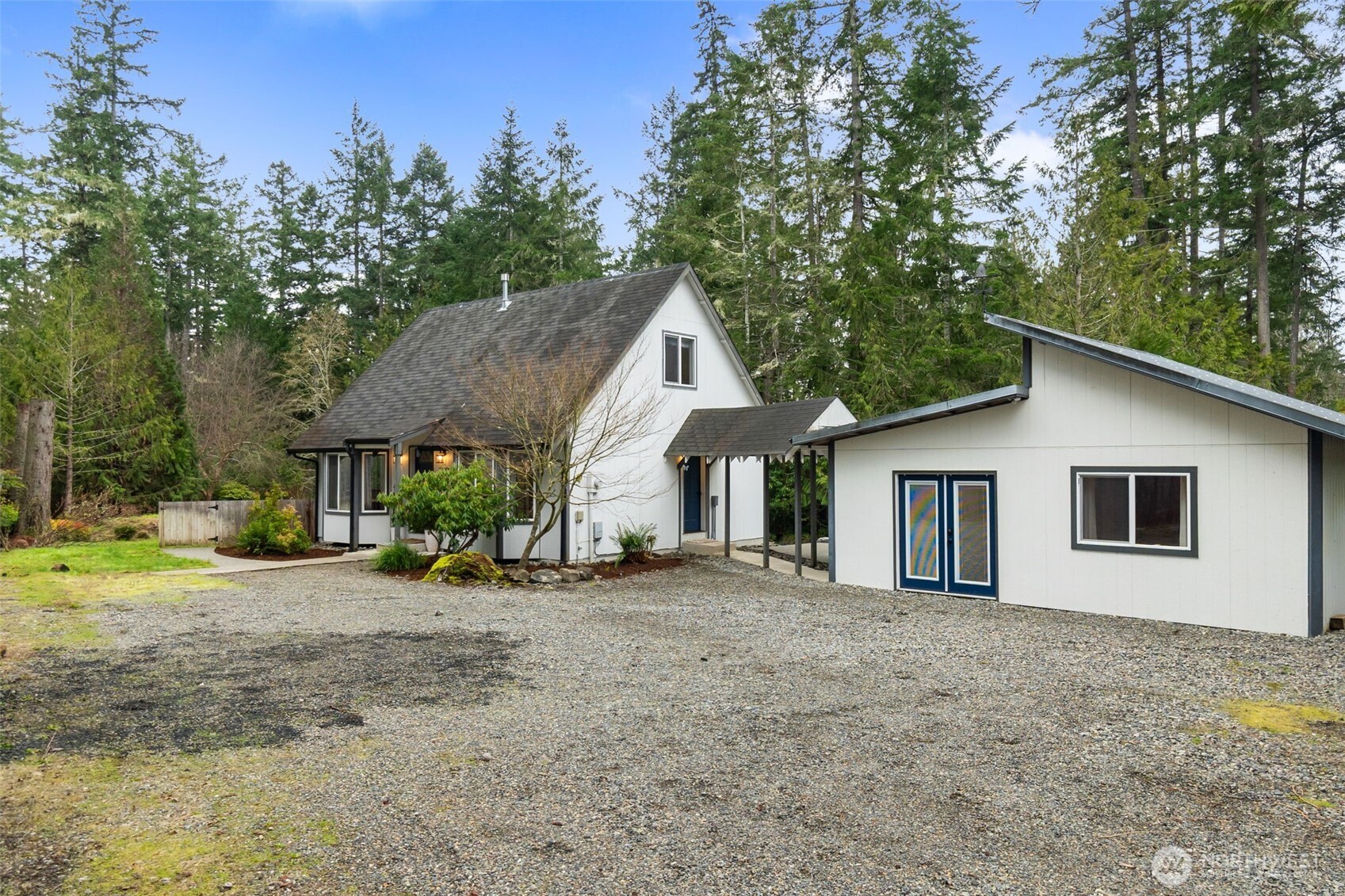 2832 Fishtrap Loop NE, Olympia, WA 98506