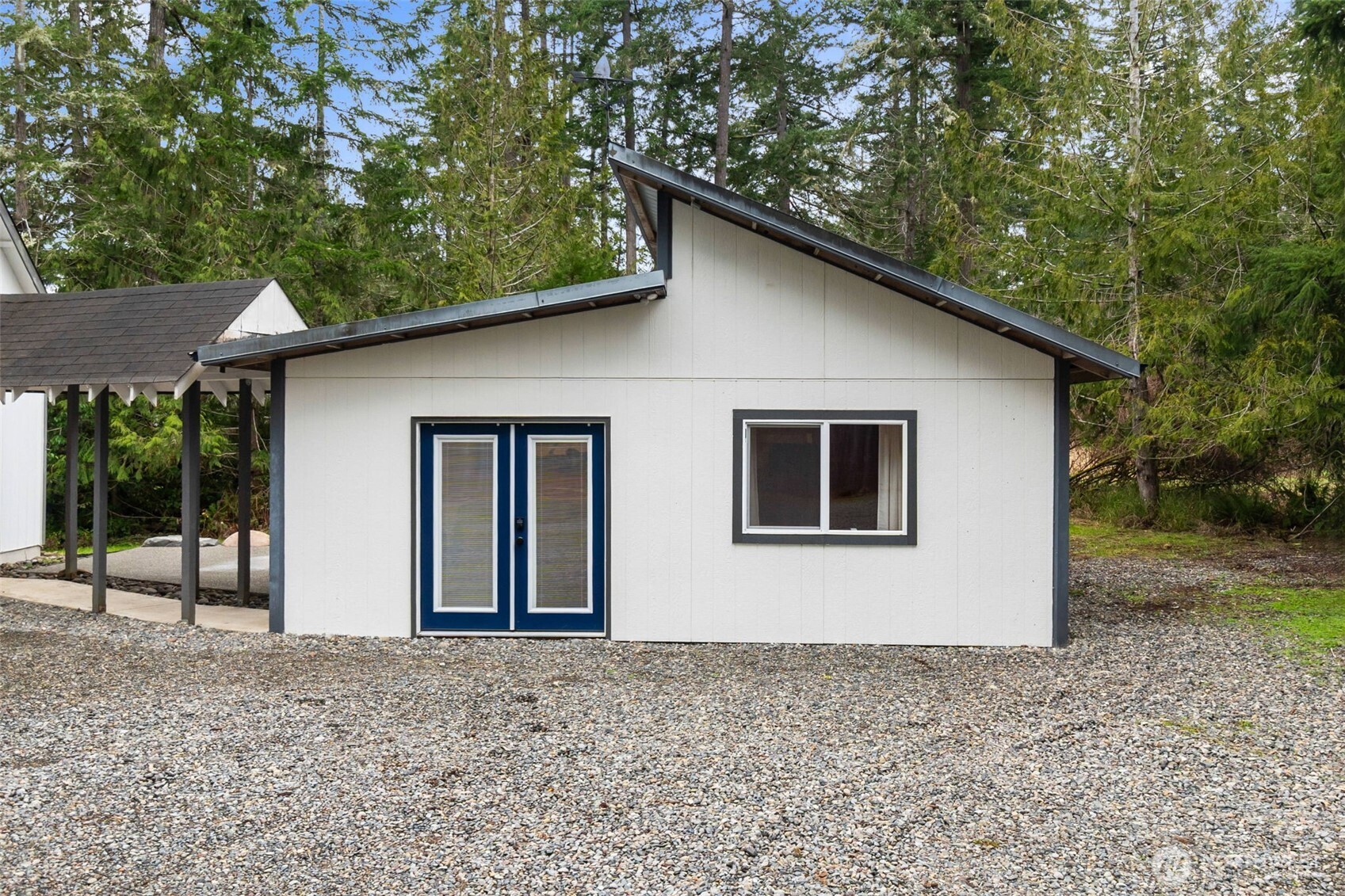 2832 Fishtrap Loop NE, Olympia, WA 98506