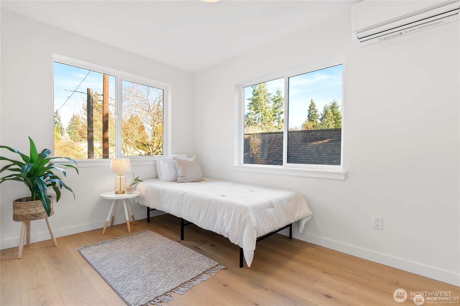 1709 NE 117th Street , Seattle, WA 98125