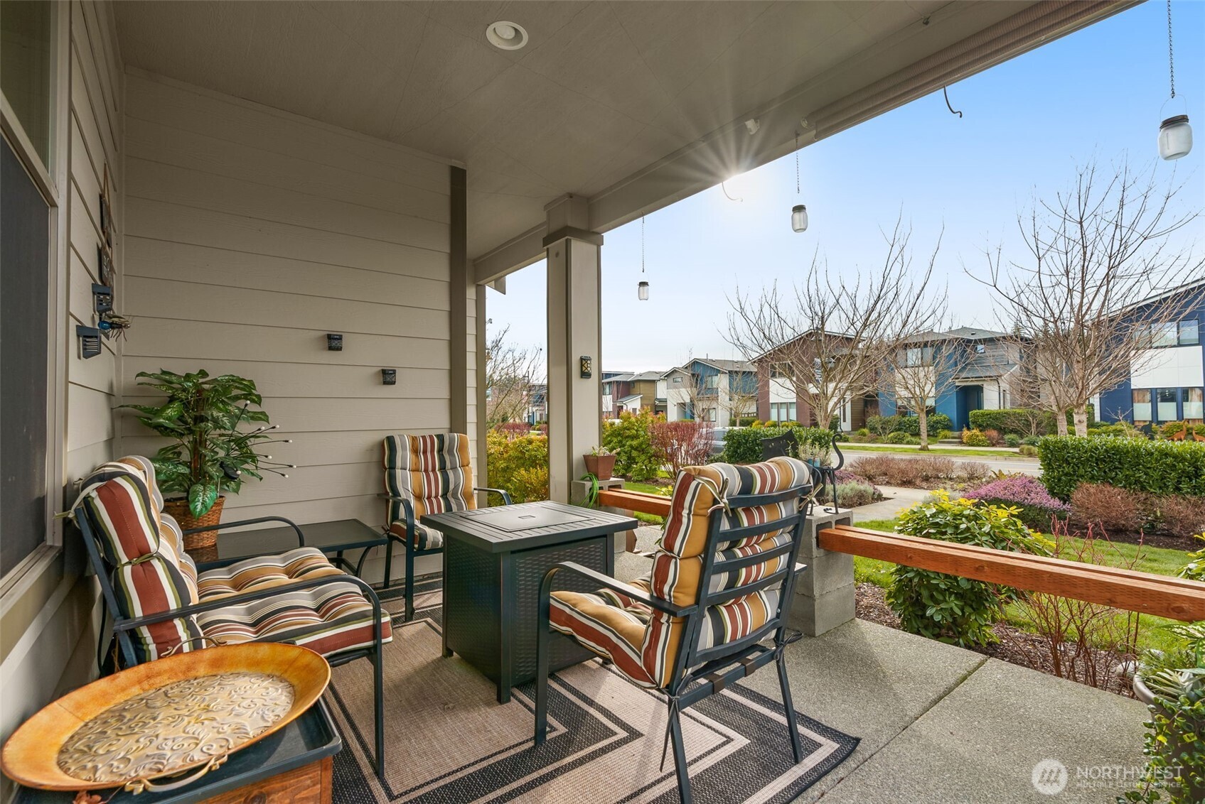 32929 Skyline Lane , Black Diamond, WA 98010