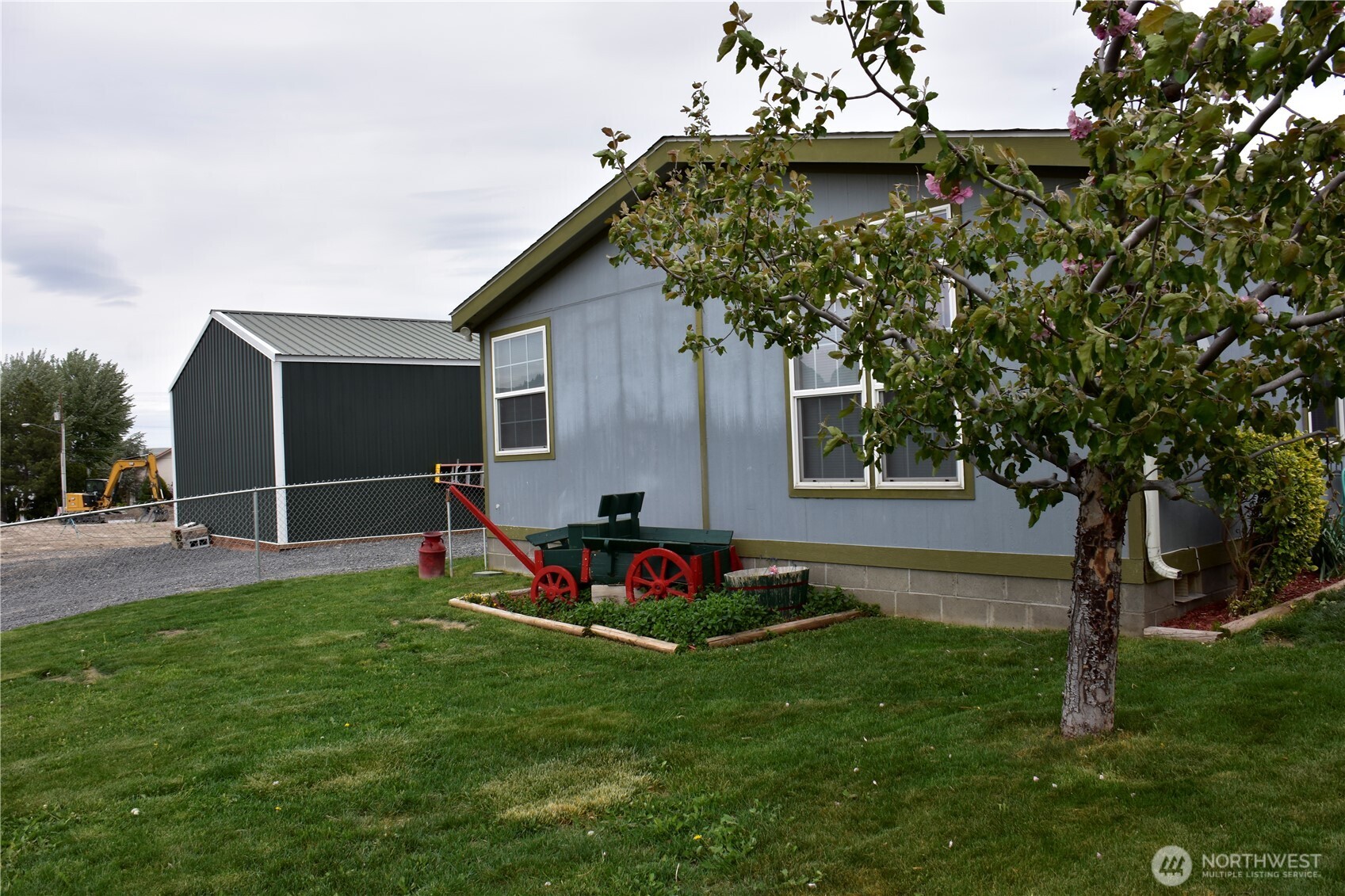 330 N Juniper Street , Soap Lake, WA 98851