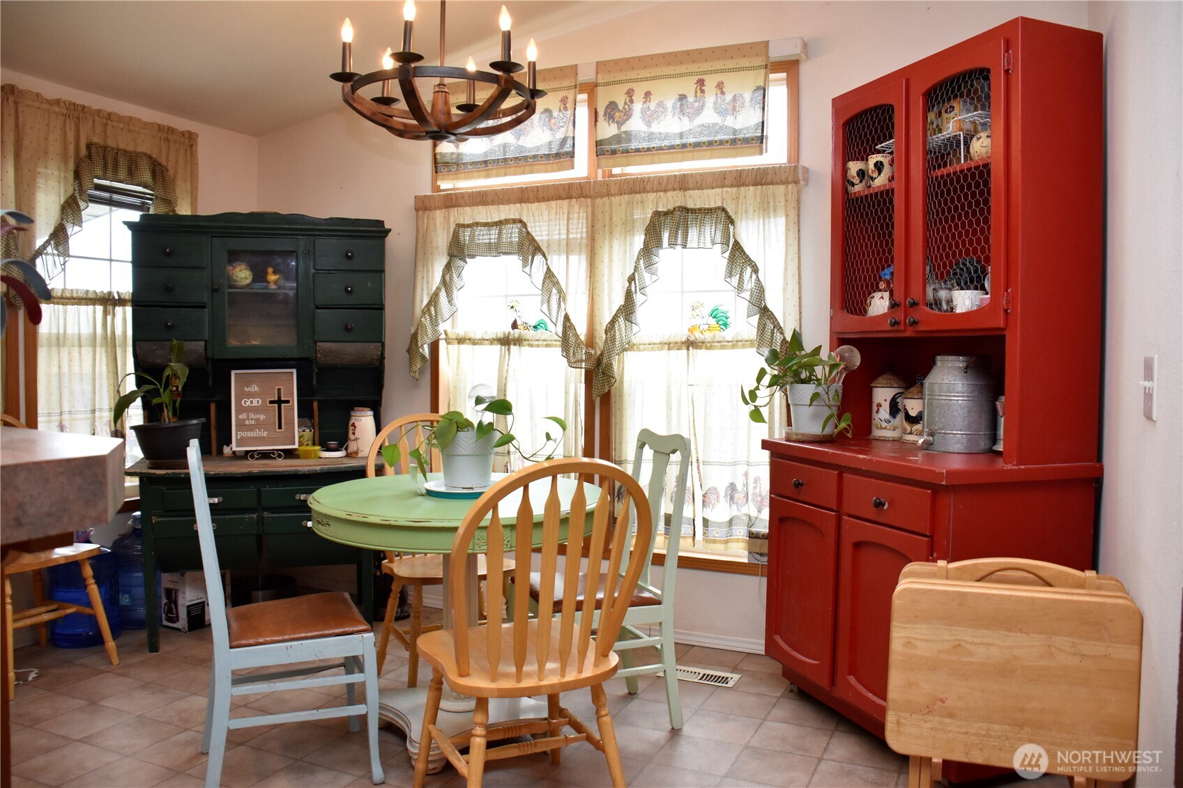 330 N Juniper Street , Soap Lake, WA 98851