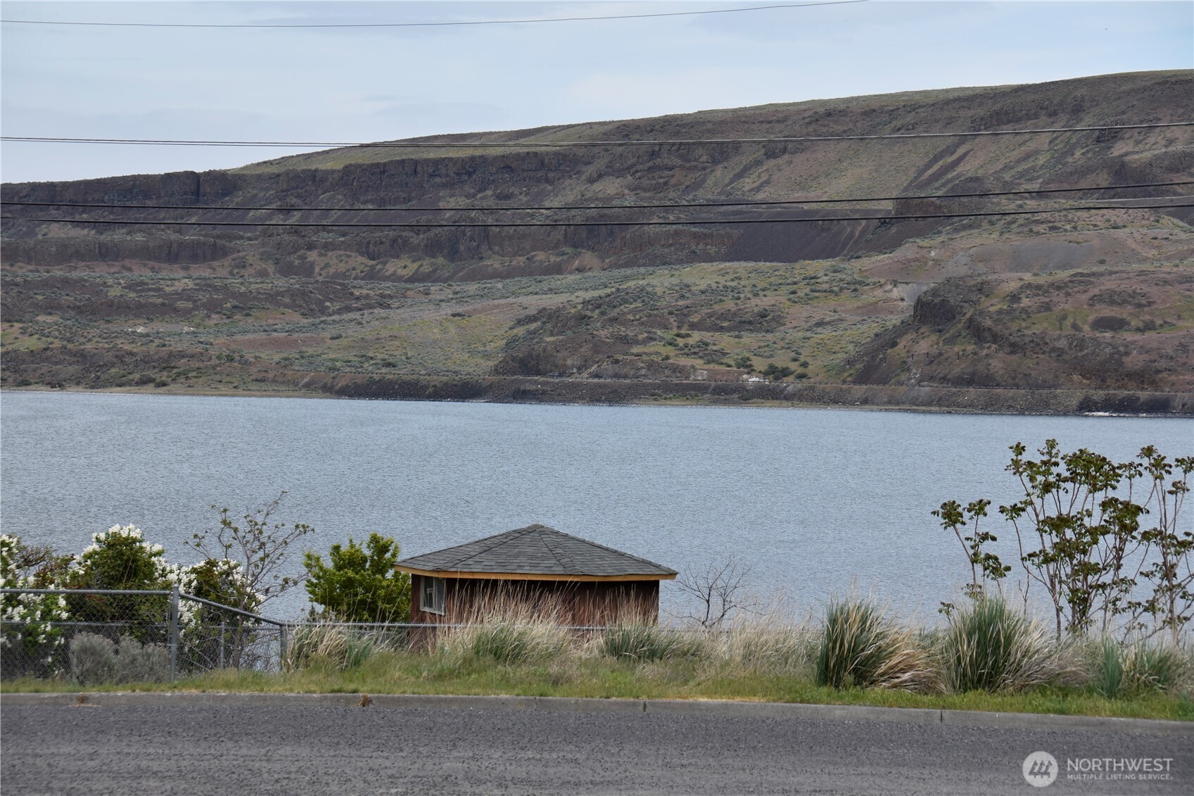 330 N Juniper Street , Soap Lake, WA 98851