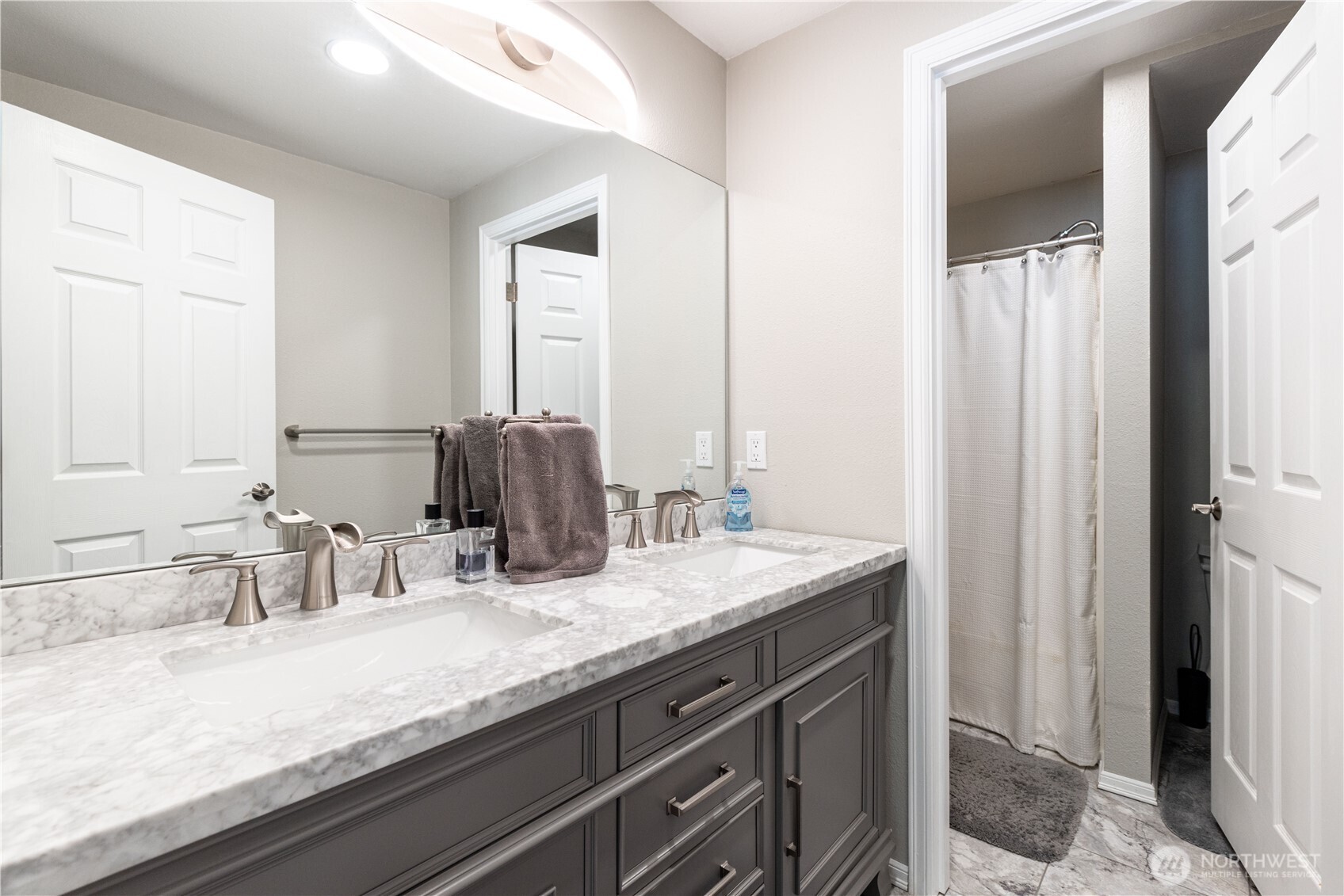 530 E Country Club Drive E, Union, WA 98592