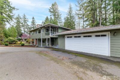 530 E Country Club Drive E, Union, WA 98592 - Photo 3