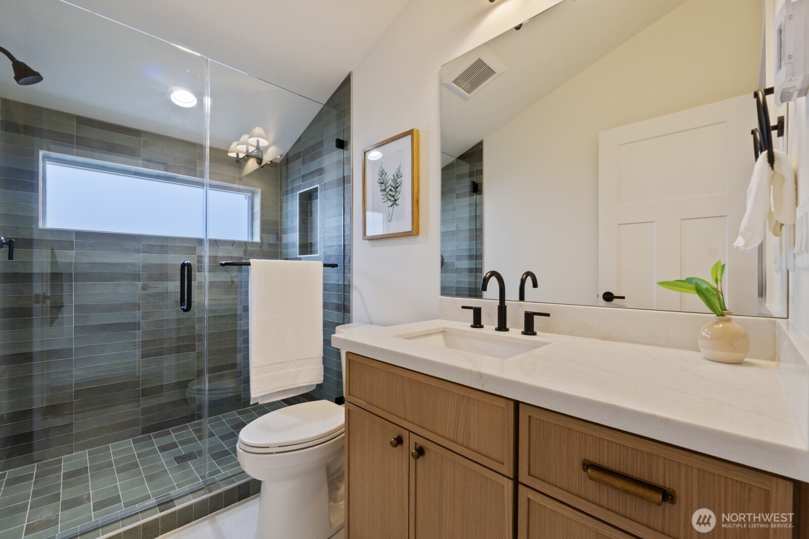 2213 W Bertona Street , Seattle, WA 98199