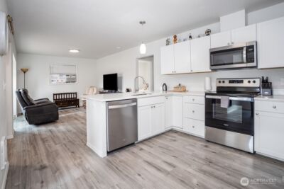 324 6th Street , Vader, WA 98593 - Photo 8