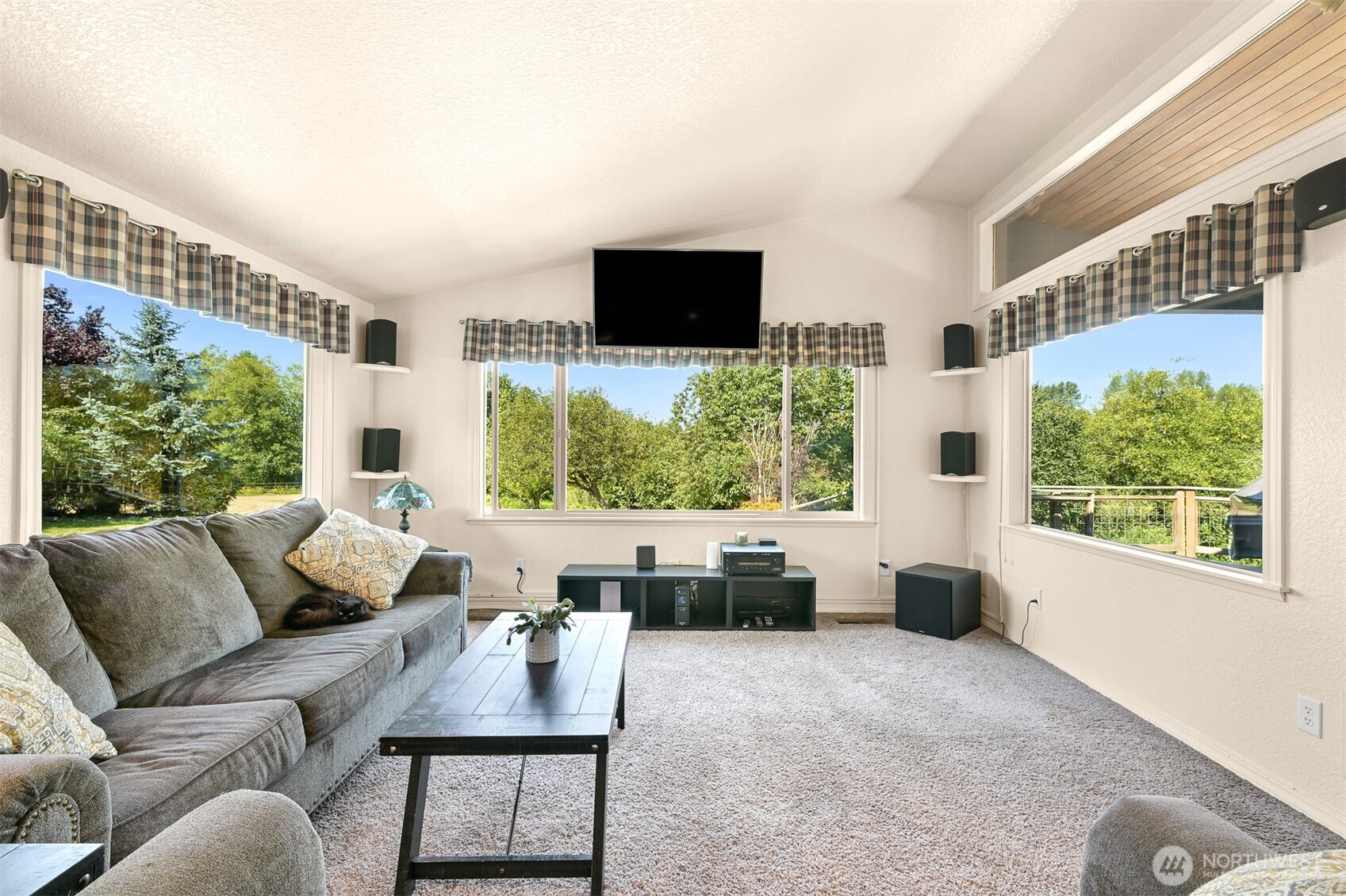 1300 W Axton Road , Ferndale, WA 98248