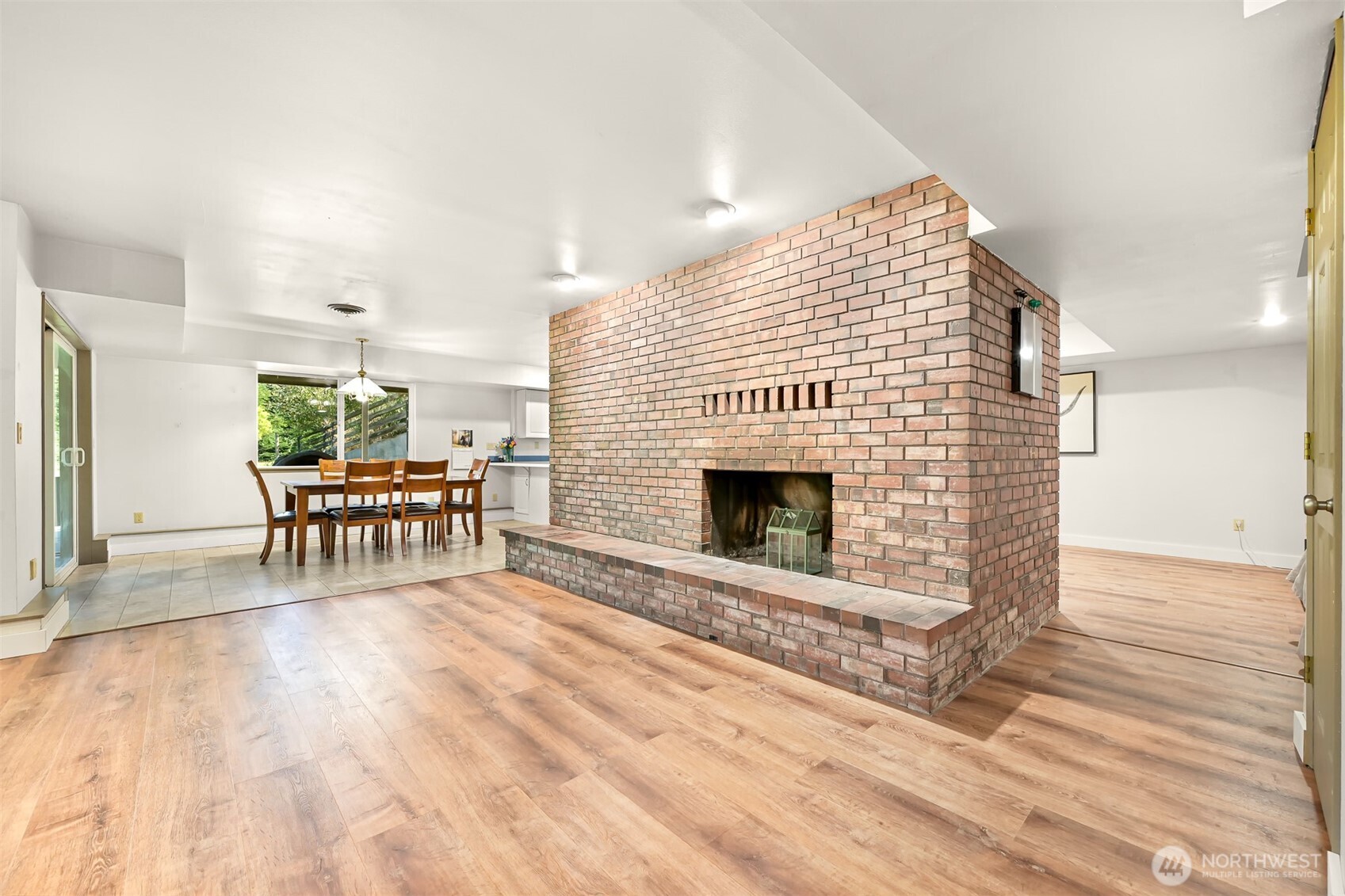 1300 W Axton Road , Ferndale, WA 98248