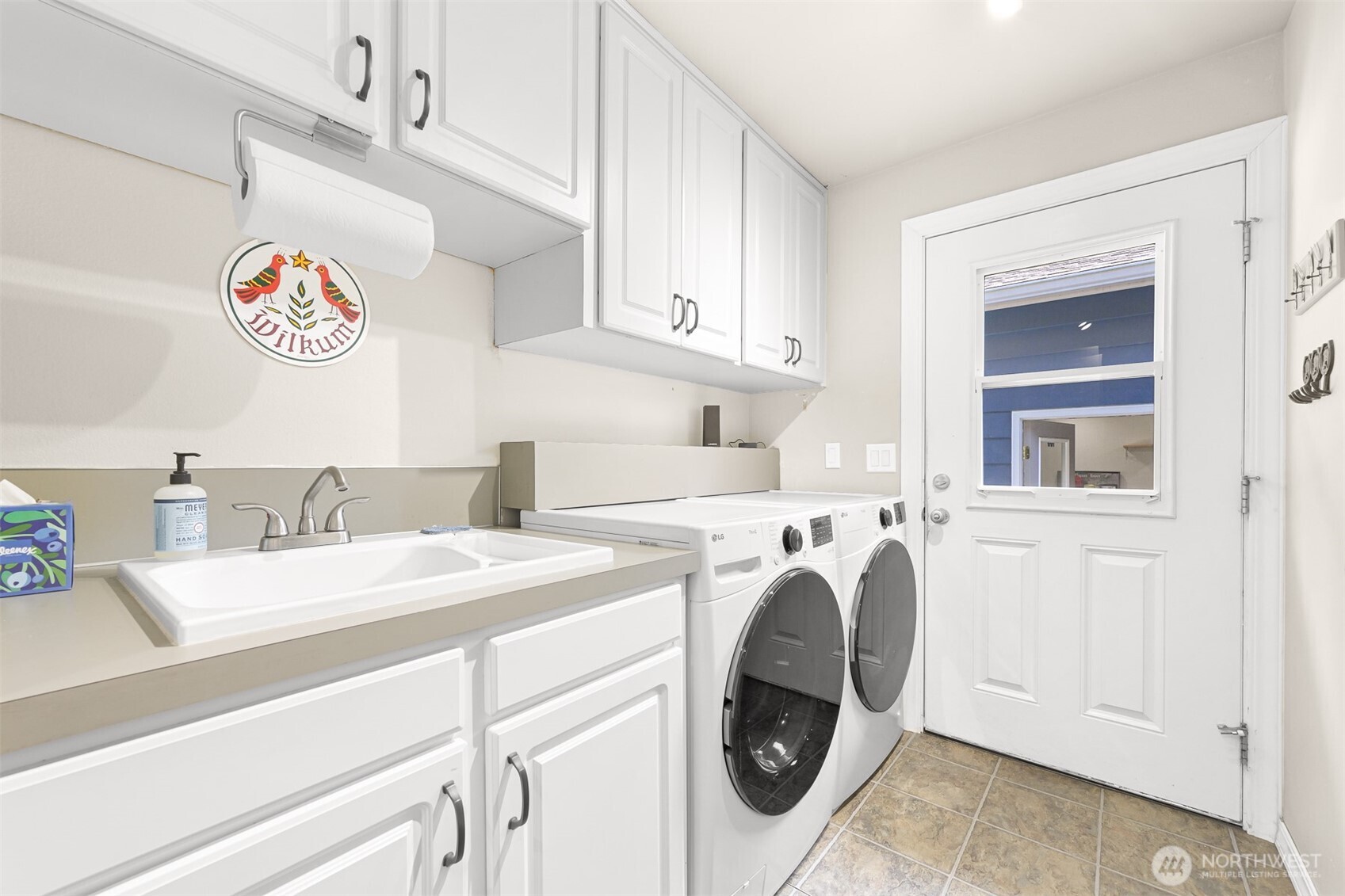 1300 W Axton Road , Ferndale, WA 98248