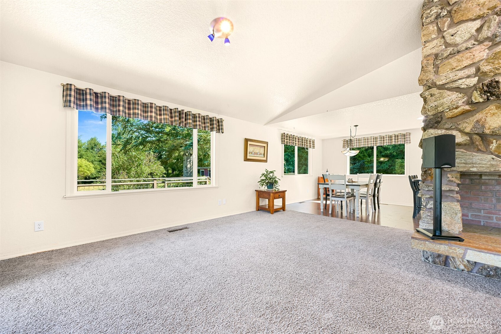 1300 W Axton Road , Ferndale, WA 98248