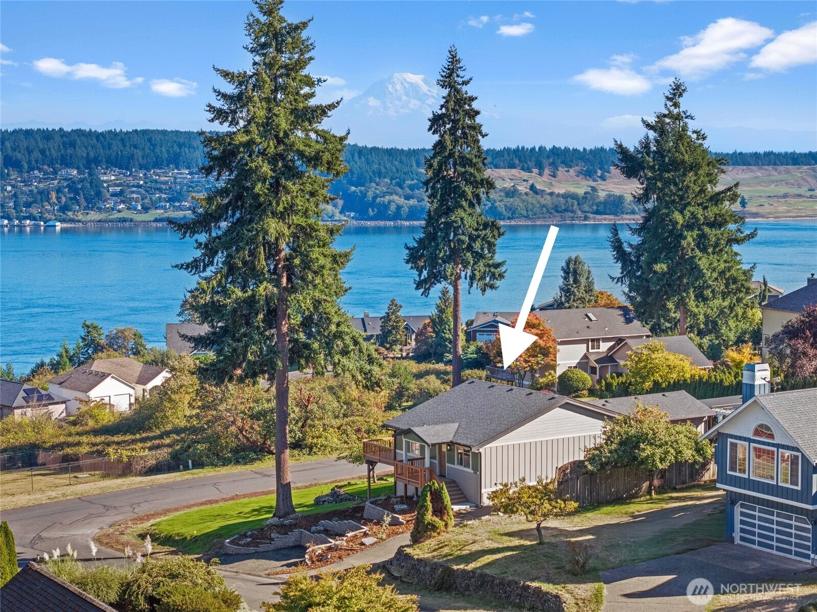 1268 Pilchuck Drive , Fox Island, WA 98333