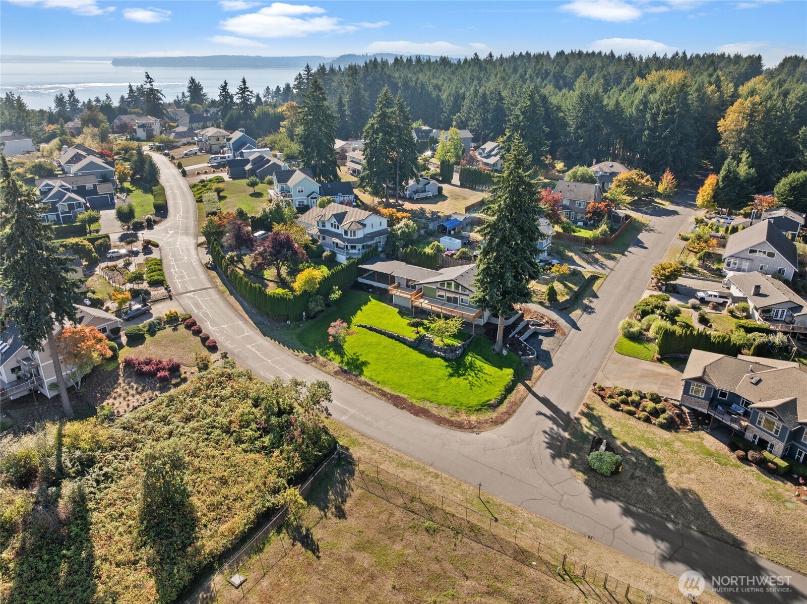 1268 Pilchuck Drive , Fox Island, WA 98333
